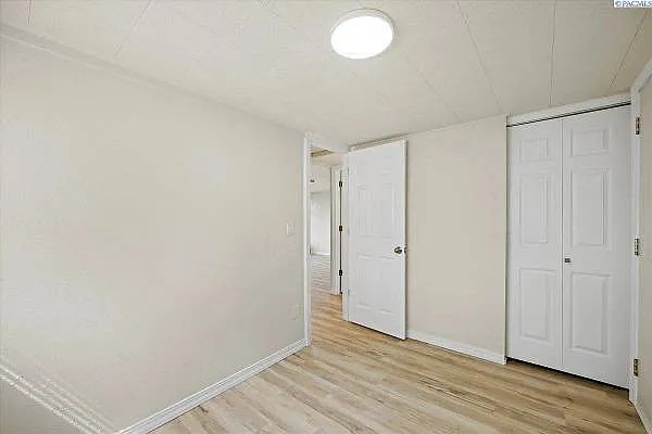 706 Willard Ave — Photo 13
