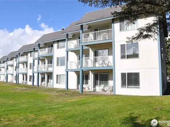 210 26TH Street NW #105, Long Beach, WA 98361