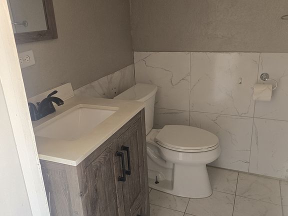 5th image of 8645 Windsor Dr #1