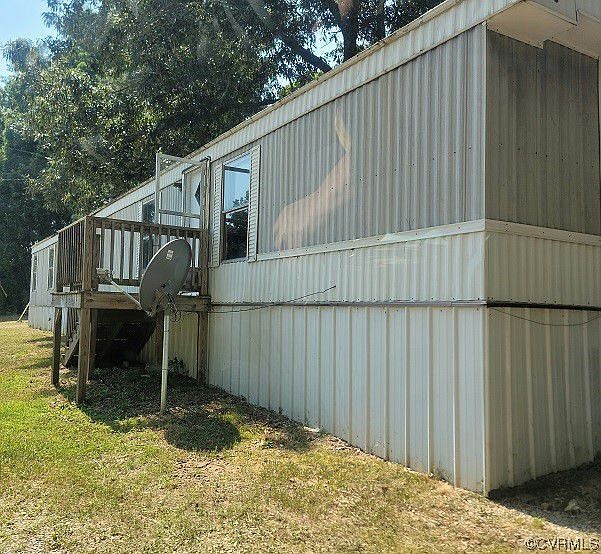1st image of 137 Danielle Ln