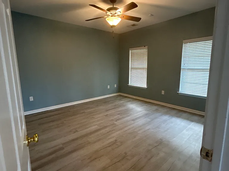 375 Northwood St — Photo 7