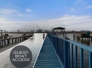 10155 Saint John Dr #1, Algonac, MI 48001