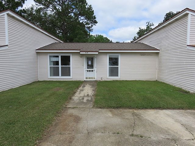 1st image of 638 Carnathan Ct