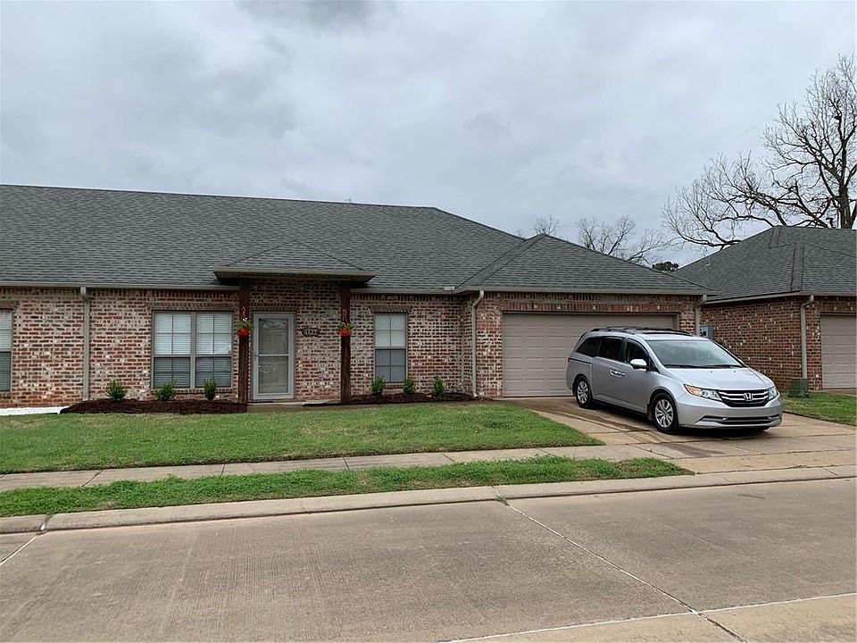 1st image of 6125 Rachelle Dr