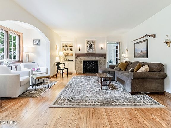 4th image of 548 Noelton Dr