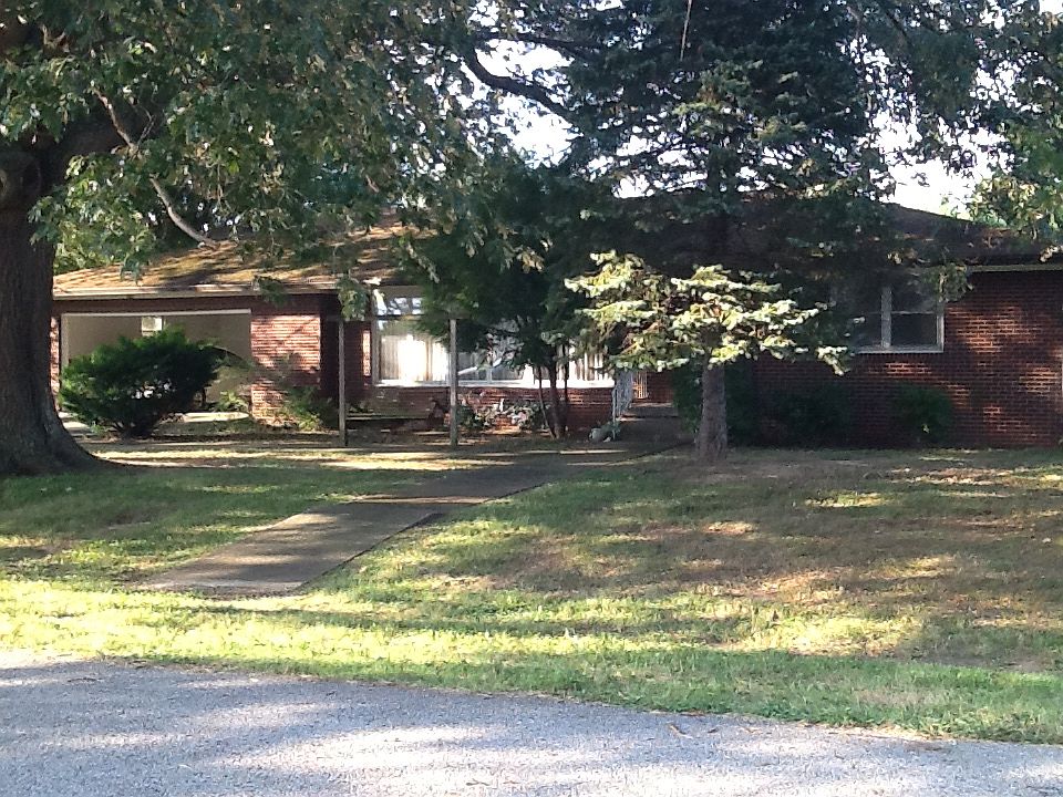 1st image of 10709 Green St