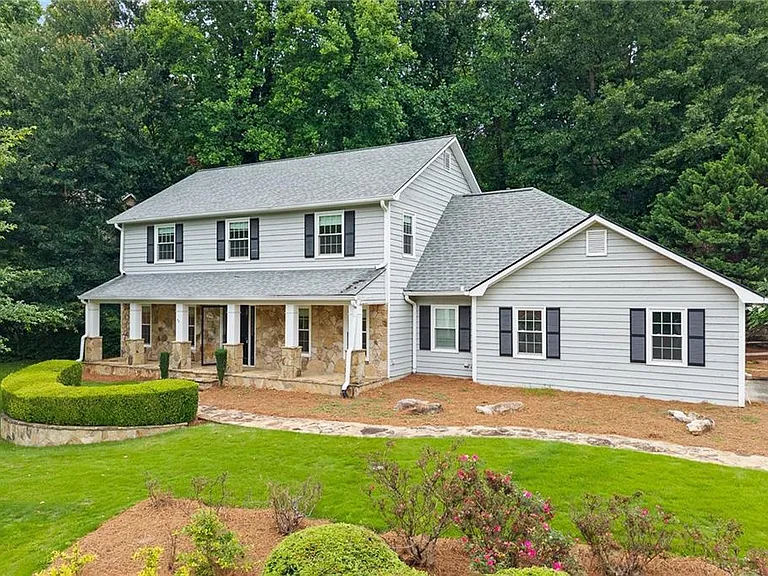 4496 Windsor Oaks Dr — Photo 2