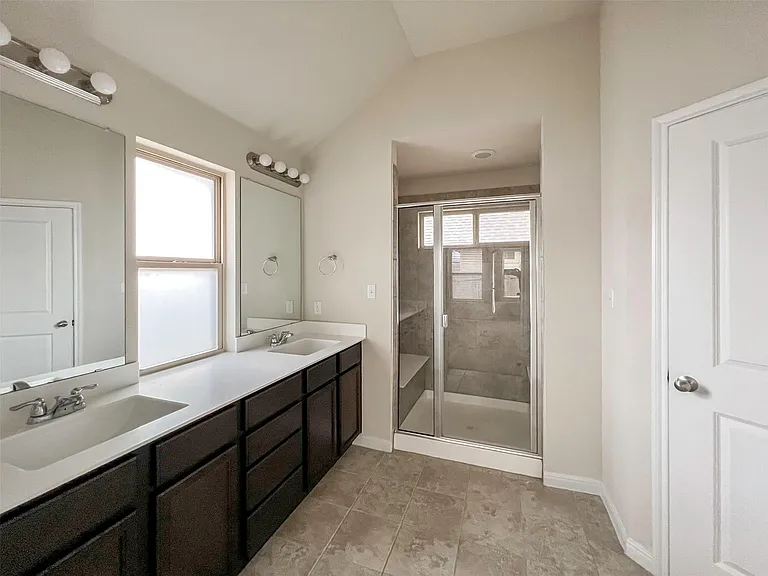 818 Silo St — Photo 20