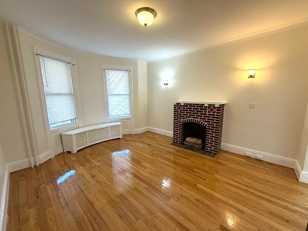 2 bed, 1.5 bath, $2,250 — Photo 3