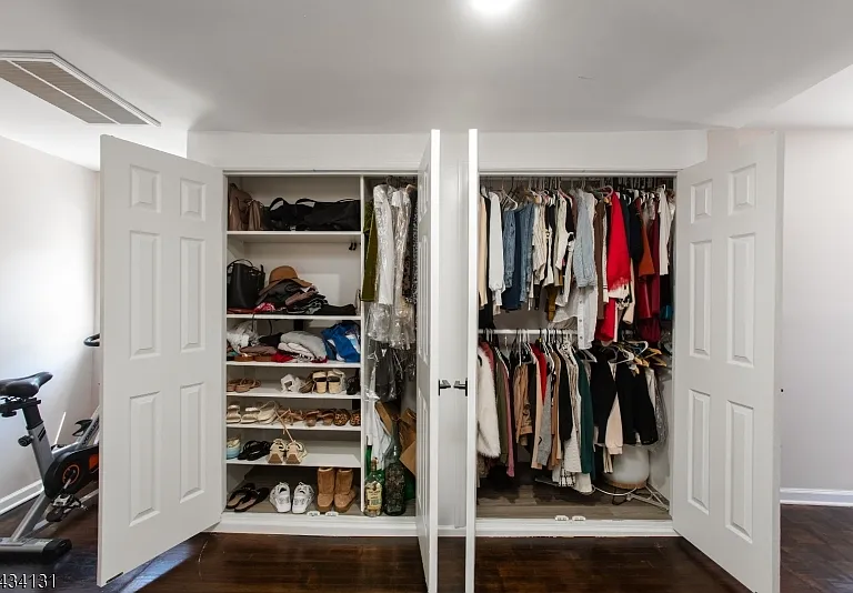 138 Jerome Pl — Photo 19