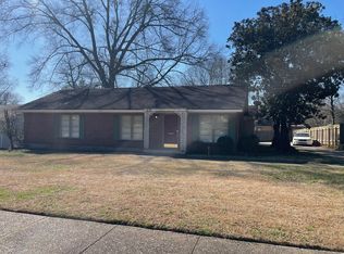 221 Wilder Pl, Shreveport, LA 71104