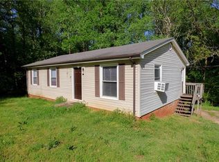804 32nd Street Dr NE, Conover, NC 28613