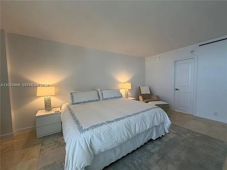 1111 Crandon Blvd #B1105 — Photo 24