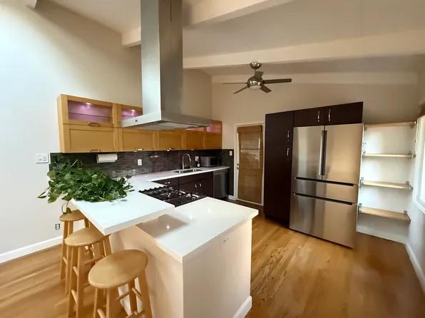 156 Carr Dr, Ventura, CA 93001
