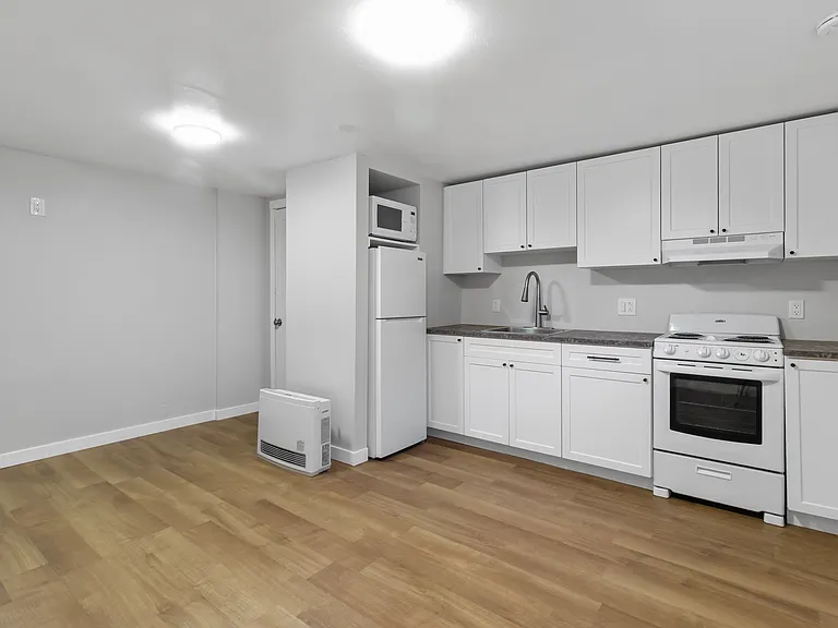 303 Jackson St #C — Photo 10