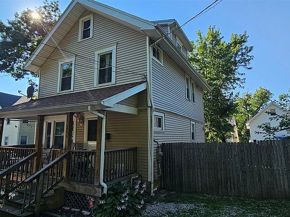 2nd image of 650 Park Ave E