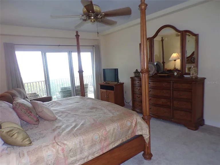 101 N Marion Ct #114 — Photo 42