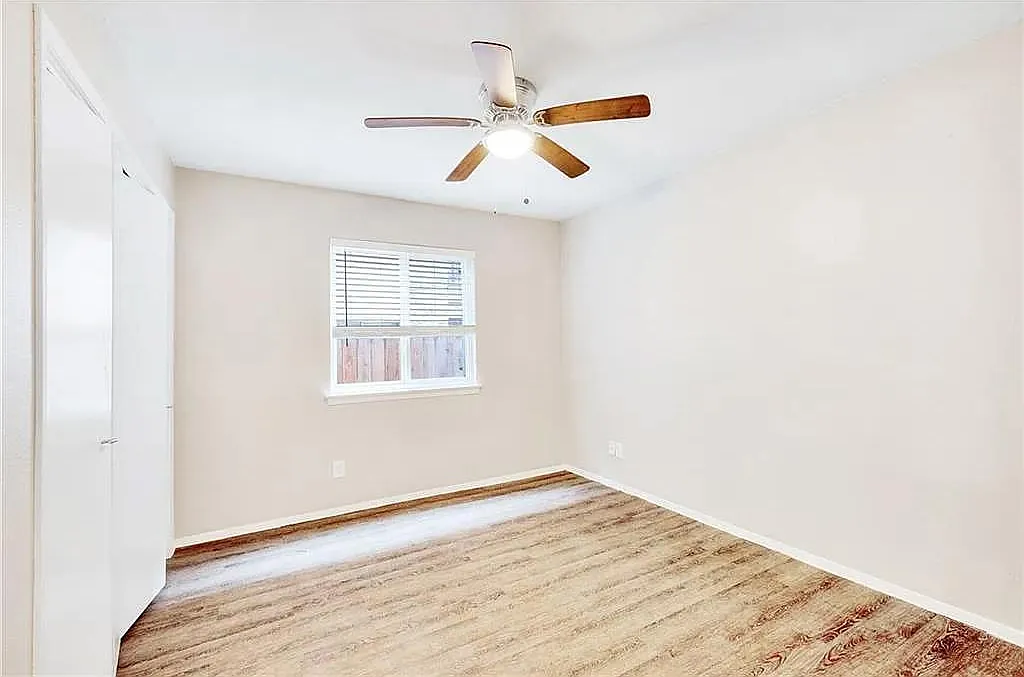 2708 Windswept Cove - 202 — Photo 2