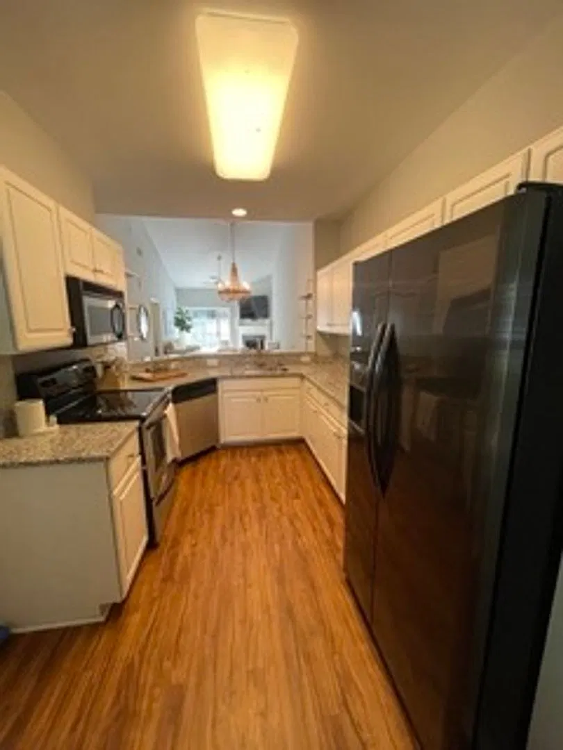 Beautiful Mount Pleasant Home for Rent! — Photo 4