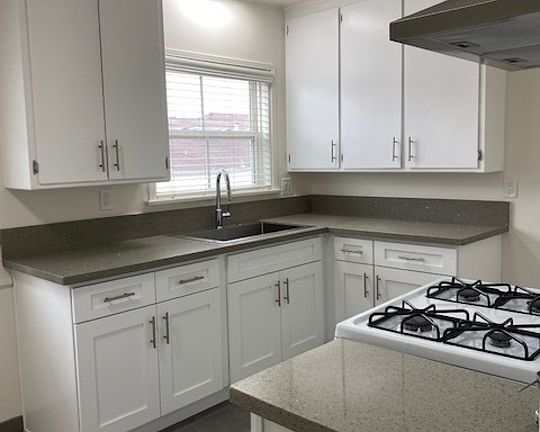 2nd image of 6118 Overhill Dr