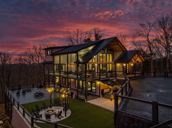 3912 Patriot Ln, Sevierville, TN 37862