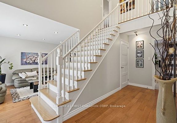 5th image of 1 Scottsdale St