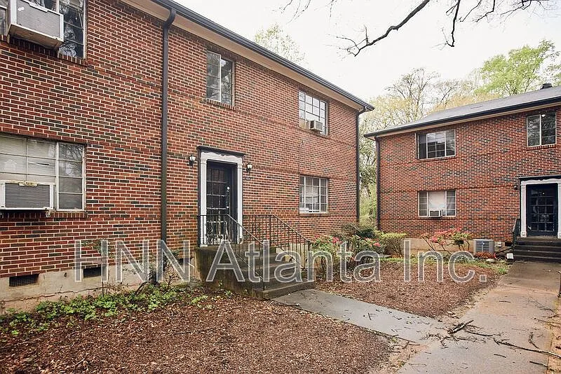 Briarwood Apartments