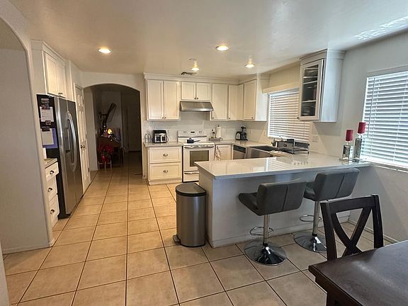 4th image of 2897 N Silver Island Way