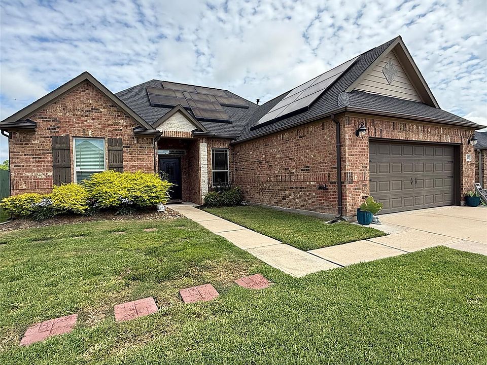 1st image of 141 Majestic Oak Cir