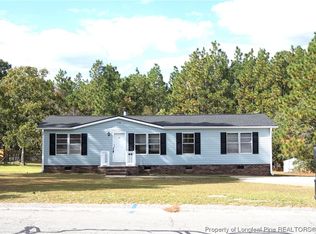 318 McDougald Dr, Raeford, NC 28376