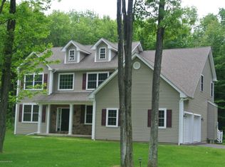205 Birchwood Ln, Jefferson Township, PA 18436