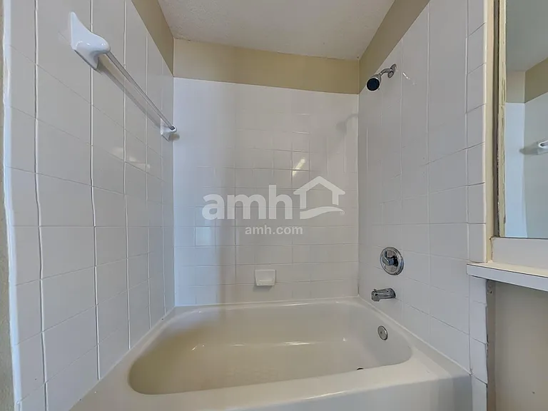 24801 Black Creek Ct — Photo 16