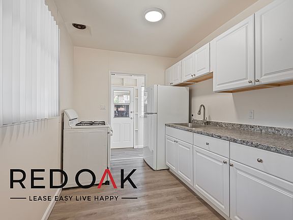4th image of 48 E Colorado Blvd APT B