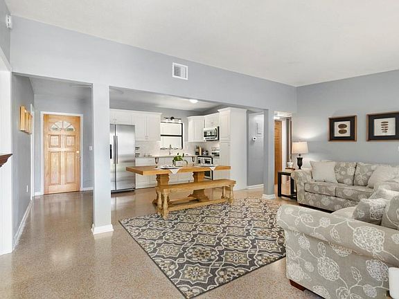4th image of 3116 Lake Margaret Dr