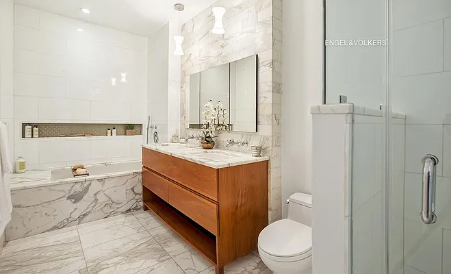 Sold by Engel & Völkers New York City | media 6