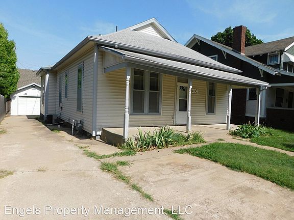 2nd image of 304 N Star St