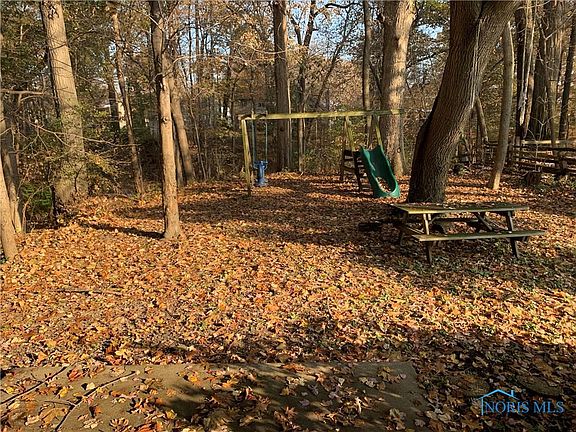 2nd image of 1223 Parkglen Ct