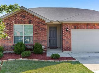 3412 Oceanview Dr, Denton, TX 76208