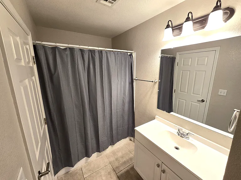 4300 N Lamont St #291 — Photo 12