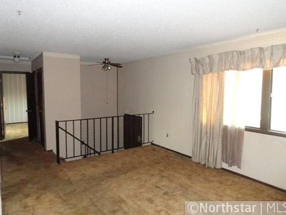 4th image of 765 125th Ln NE