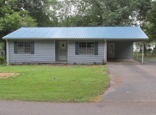 120 Hawkins Ln, Huntingdon, TN 38344