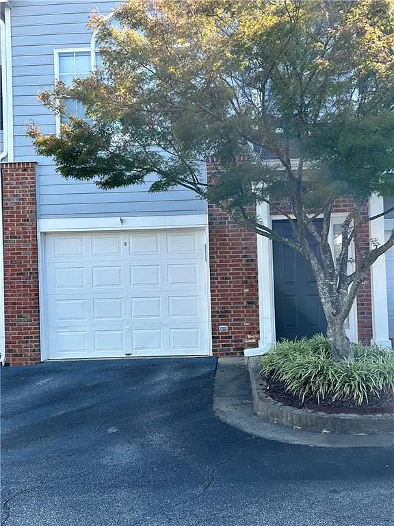 2 bed, 2.0 bath, 1412 sqft, $2,550 — Photo 3