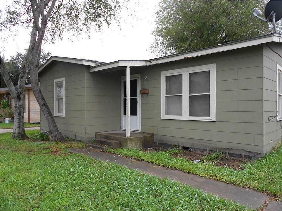 1st image of 805 Lantana St