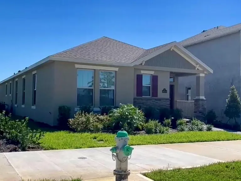 16734 Point Rock Dr — Photo 1