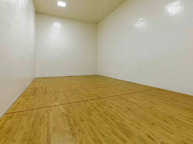 Austin Chase Apartments — Photo 16