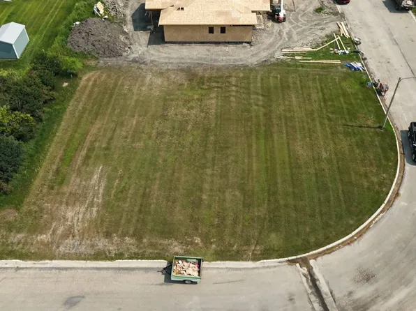 23 Preserve Place Rd #At, Bottineau, ND 58318