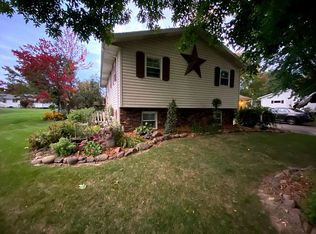 1031 W Upham St, Marshfield, WI 54449