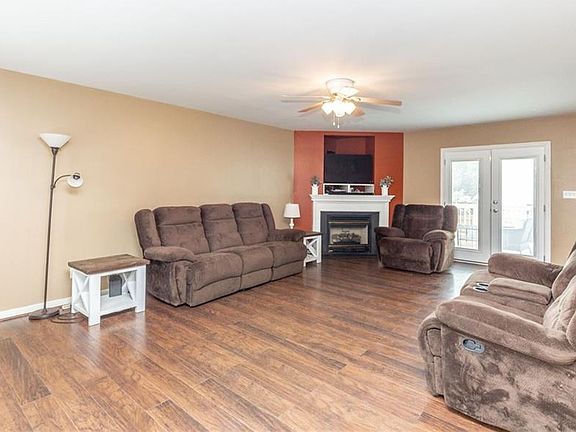 2nd image of 7455 Hartpine Ct