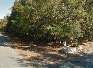 104 SW 6th St, Oak Island, NC 28465