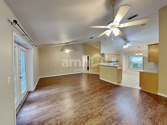 5th image of 689 Jefferis Ct